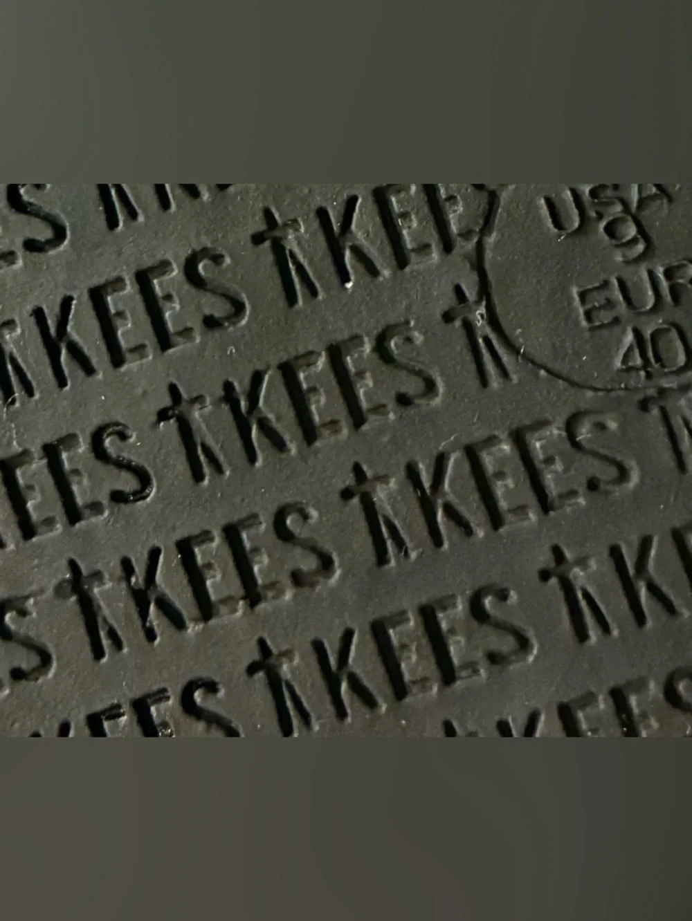 Tkees Boyfriend Flip Flop Black SZ. 9 - Picture 11 of 13